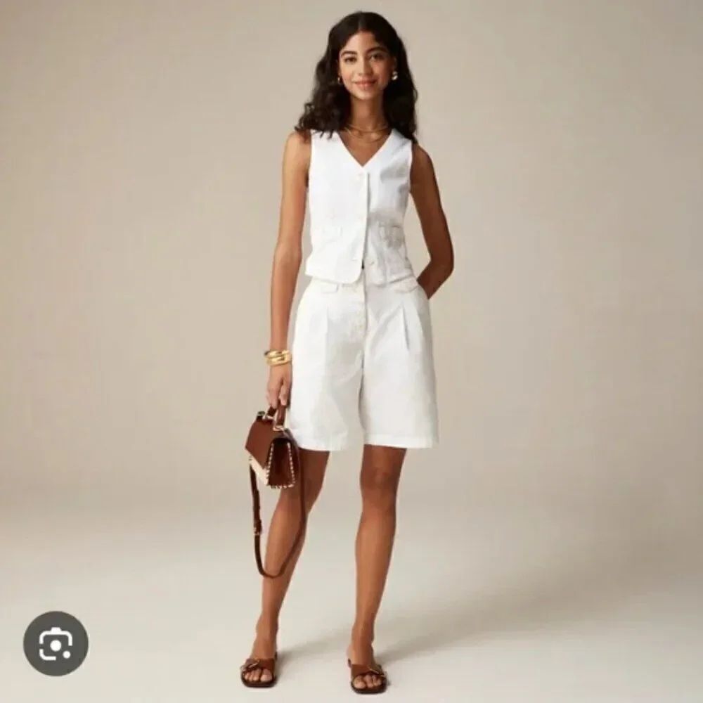J. Crew Pleated button-front short in chino White NWT size 16